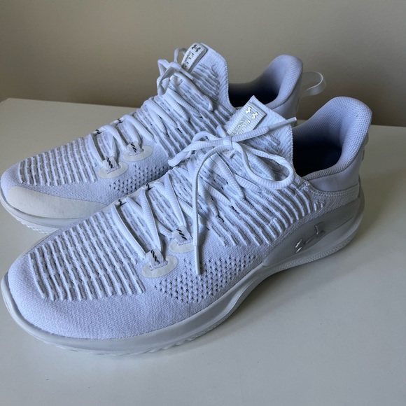 Under Armour Dynamic Intelliknit Training Shoe in White Size 11 NWOB - Picture 4 of 10
